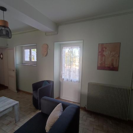 Gite Chez Jeannot Azay-le-Ferron 外观 照片