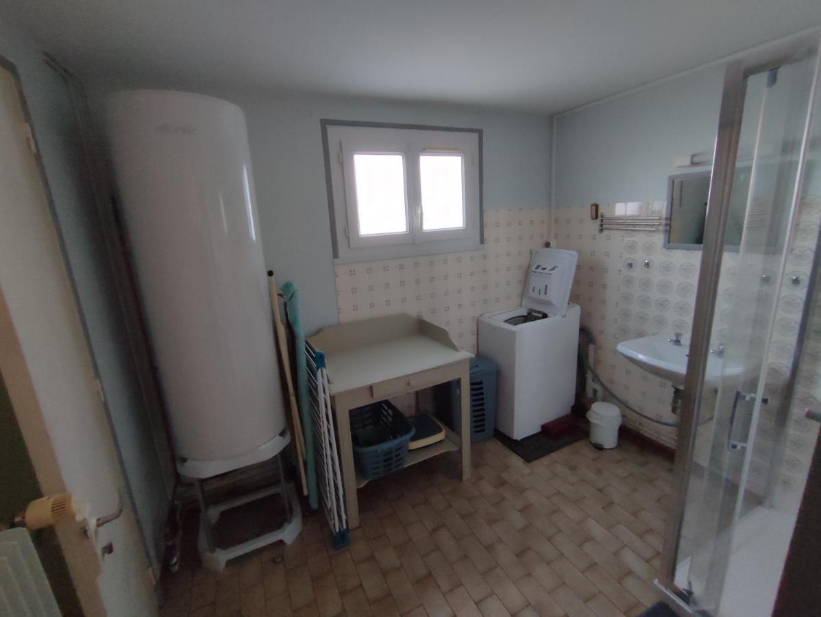 Gite Chez Jeannot Azay-le-Ferron 外观 照片