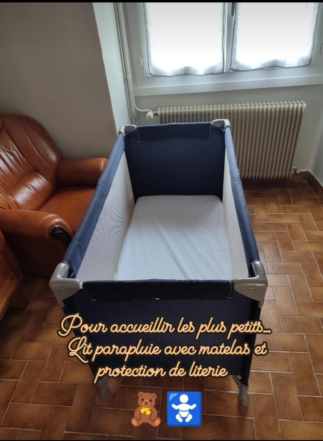 Gite Chez Jeannot Azay-le-Ferron 外观 照片